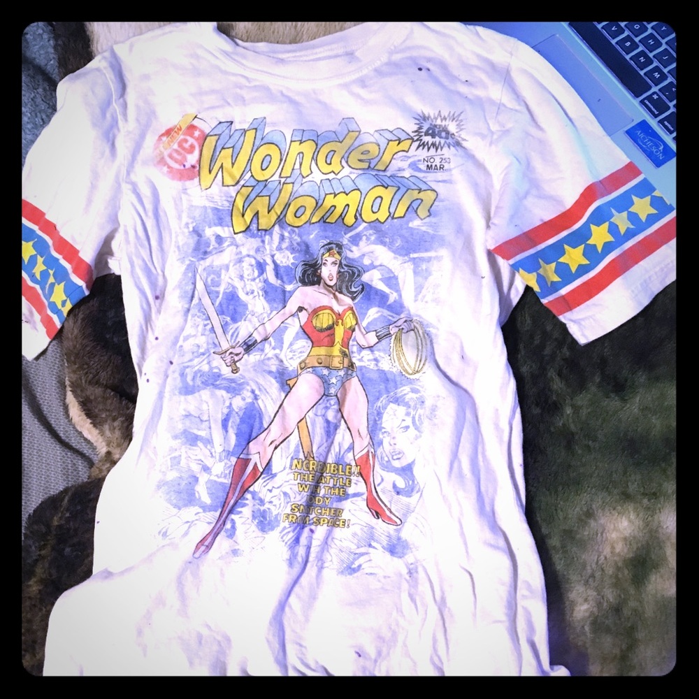 DC WonderWoman Original Shirt